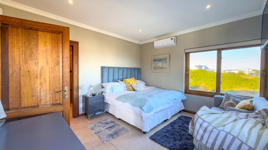 7 Bedroom Property for Sale in Moquini Coastal Estate Western Cape
